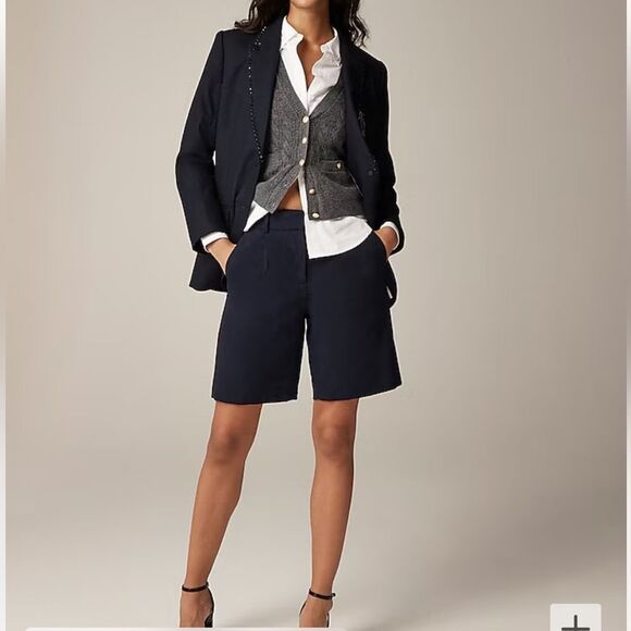 NWT DKNY Navy Blue Flat Front Mid Rise Long Bermuda City Dress Cuff Short 2 XS - Picture 1 of 9